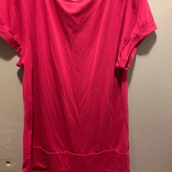 Pink top - Picture 2 of 3